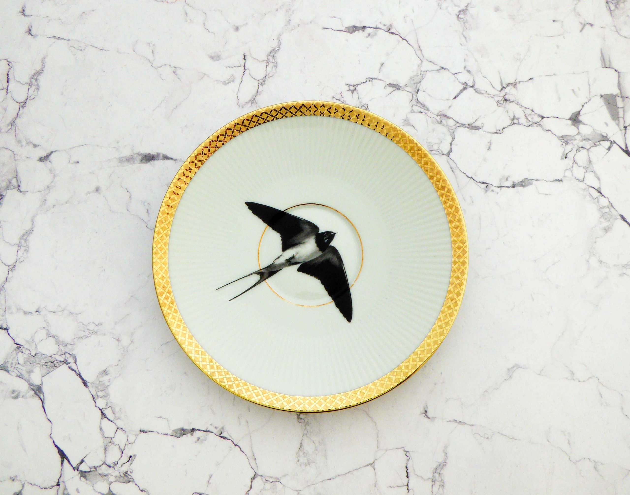 Wandteller Schwalbe Vogel Herr Fuchs Wohnen Riffel 14cm gold vintage – Bild 2