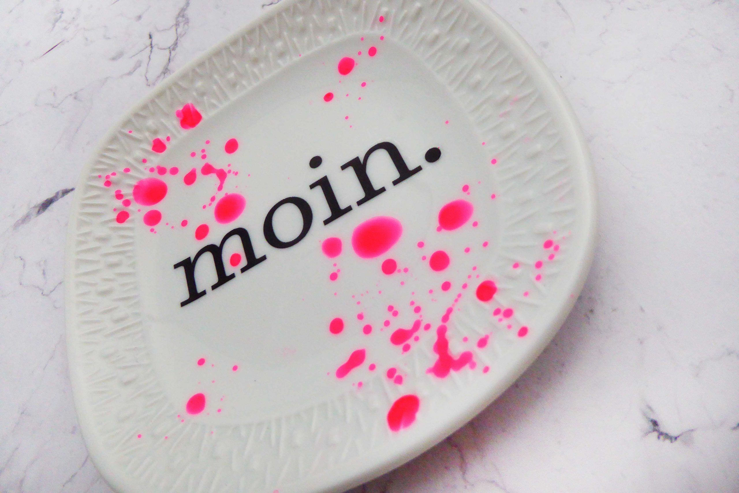 Wandteller moin. Typo Herr Fuchs mini 12cm neon Punkte Kleckse pink eckig vintage – Bild 3