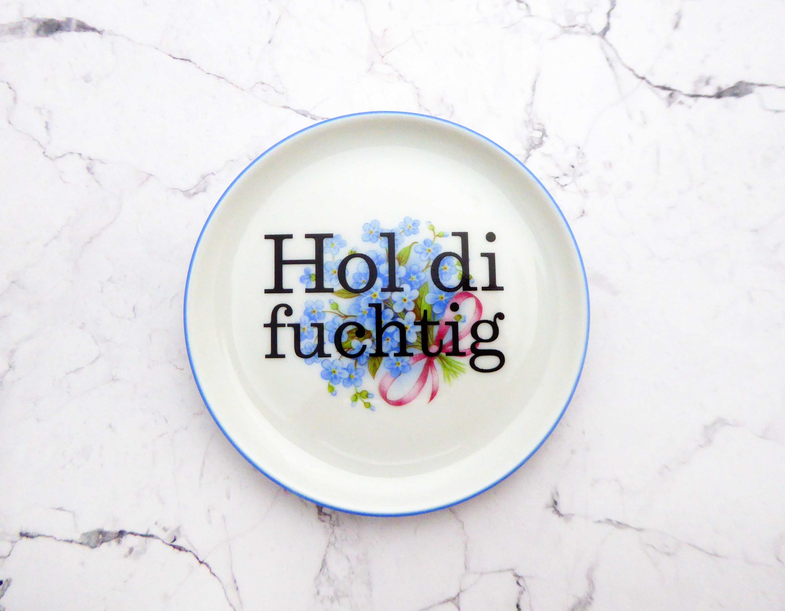 Wandteller Hol di fuchtig Typo Herr Fuchs mini 10cm Blumen vergissmeinnicht plattdeutsch