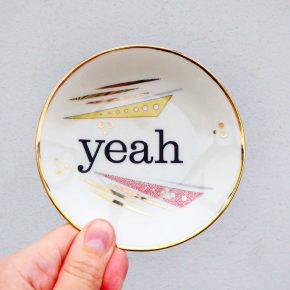 Wandteller Herr Fuchs Typo yeah Gold mini gelb/rot Punkte Muster 10cm vintage