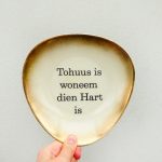 Wandteller Herr Fuchs Typo Tohuus oval Wohnen vintage 18cm Goldrand Ombre