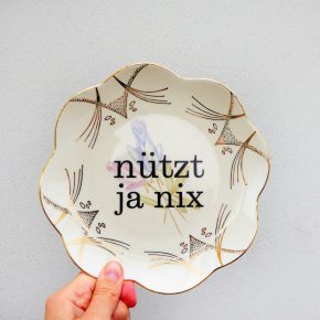 Wandteller Herr Fuchs Typo Nützt ja nix Wohnen Muster Blumen Bunt 19cm Gold