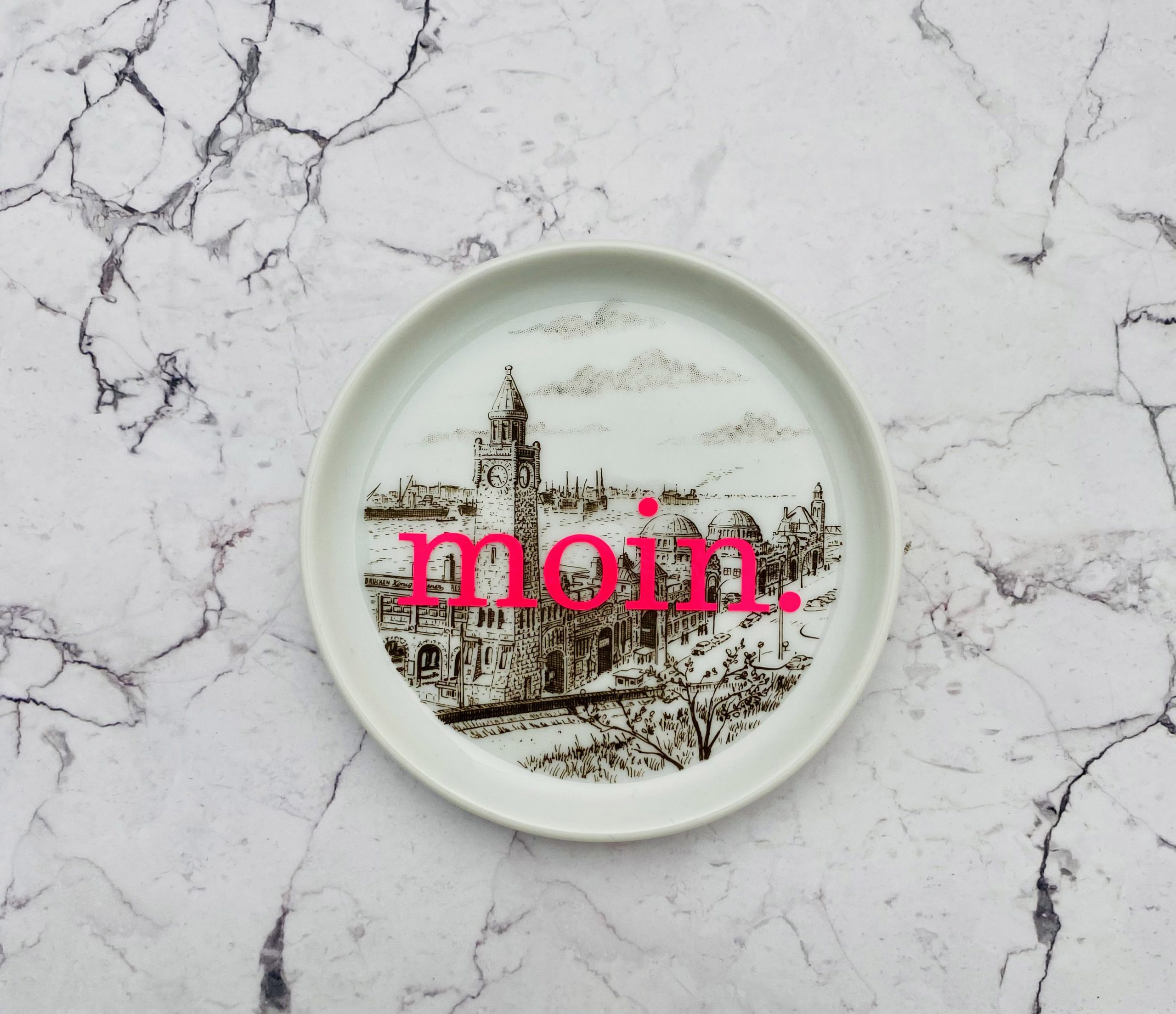 Wandteller Typo moin. vintage Herr Fuchs mini neonpink 10cm Landungsbrücke Hamburg