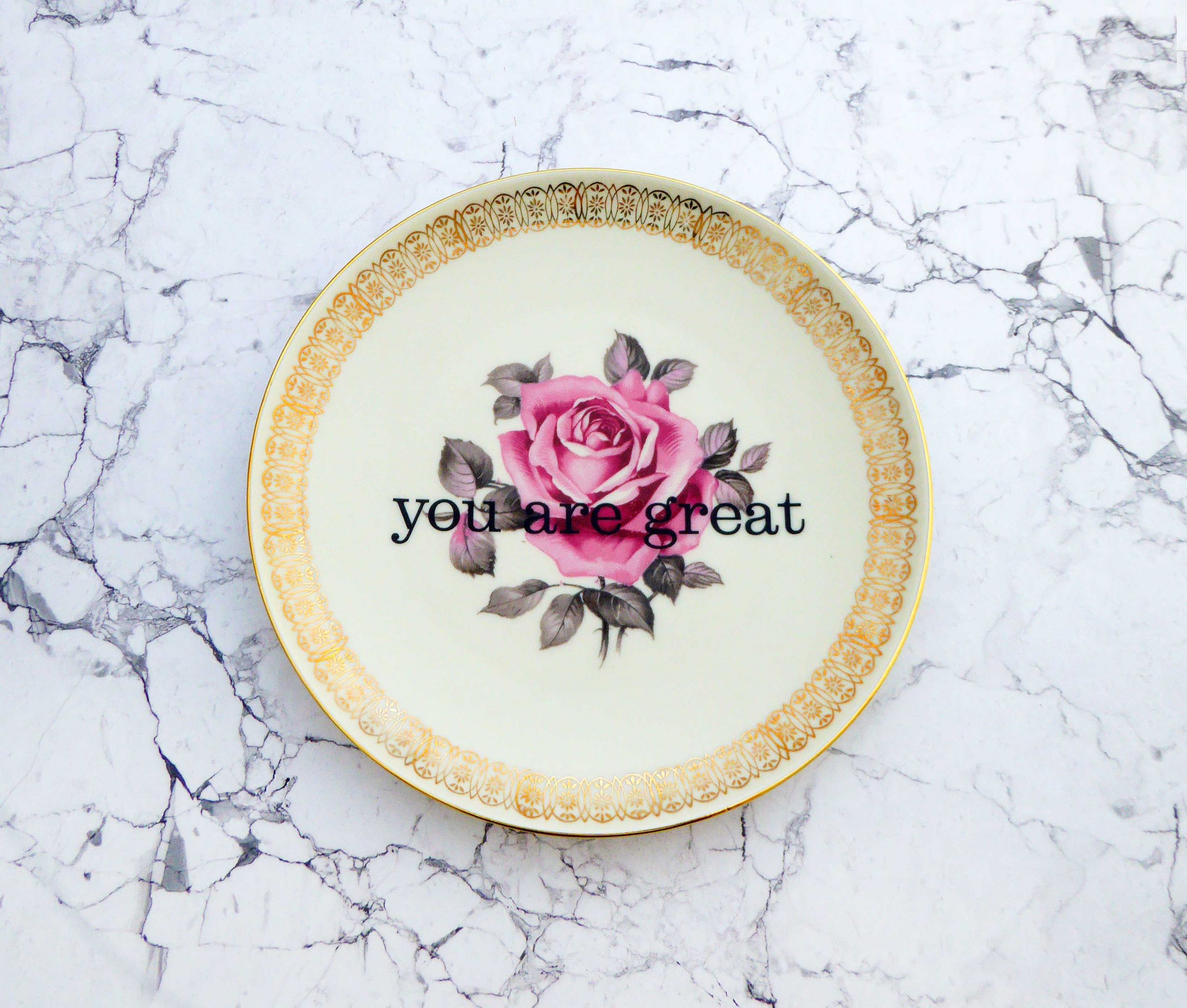 Wandteller you are great Herr Fuchs Blume Rose weiß 19cm Gold rosa vintage