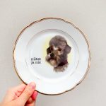 Wandteller Typo nützt ja nix Goldrand Herr Fuchs  Hund 19cm vintage Pudel Wohnen