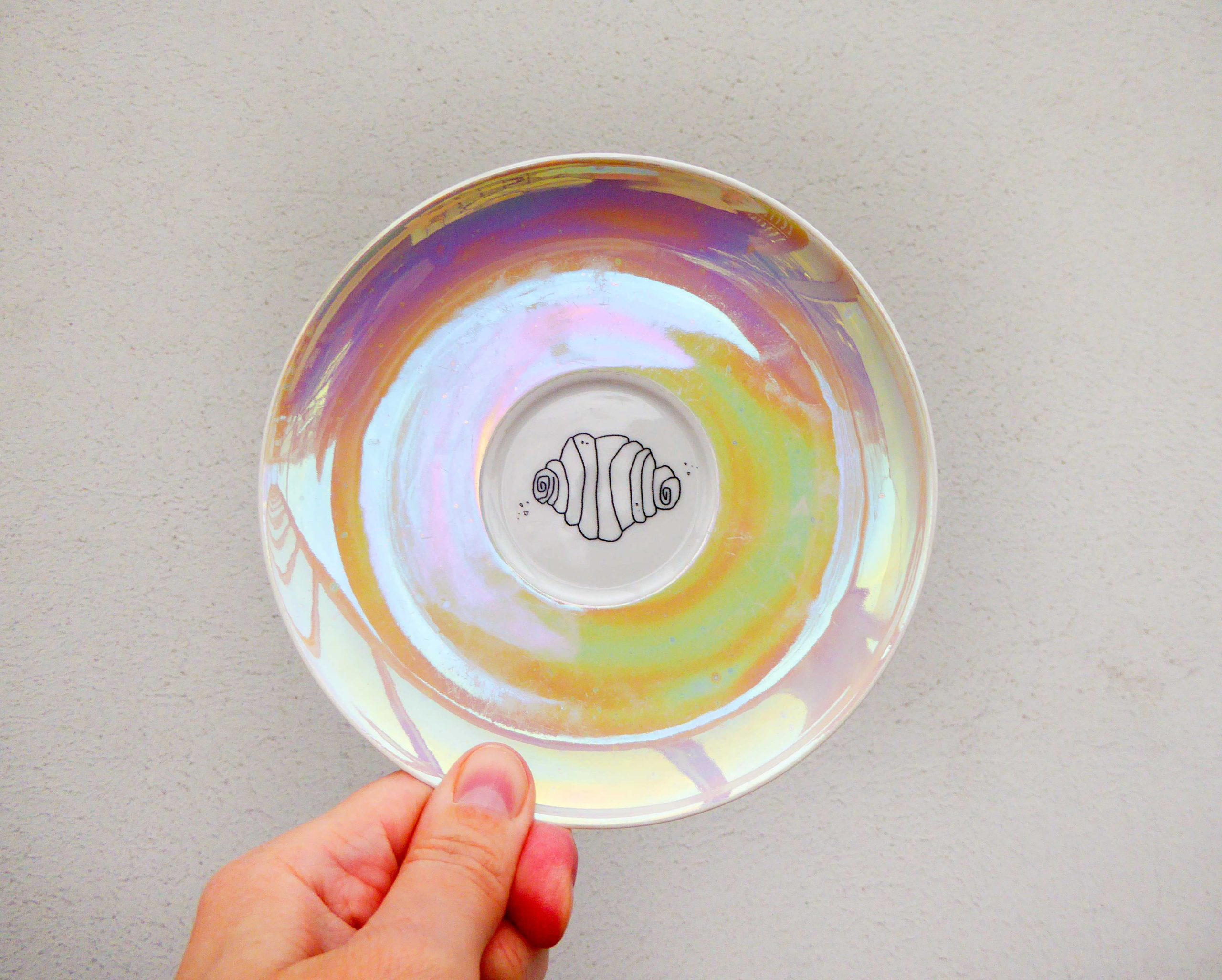 Wandteller Herr Fuchs Franzbrötchen irisierend mini Regenbogen 14cm vintage Hamburg – Bild 2