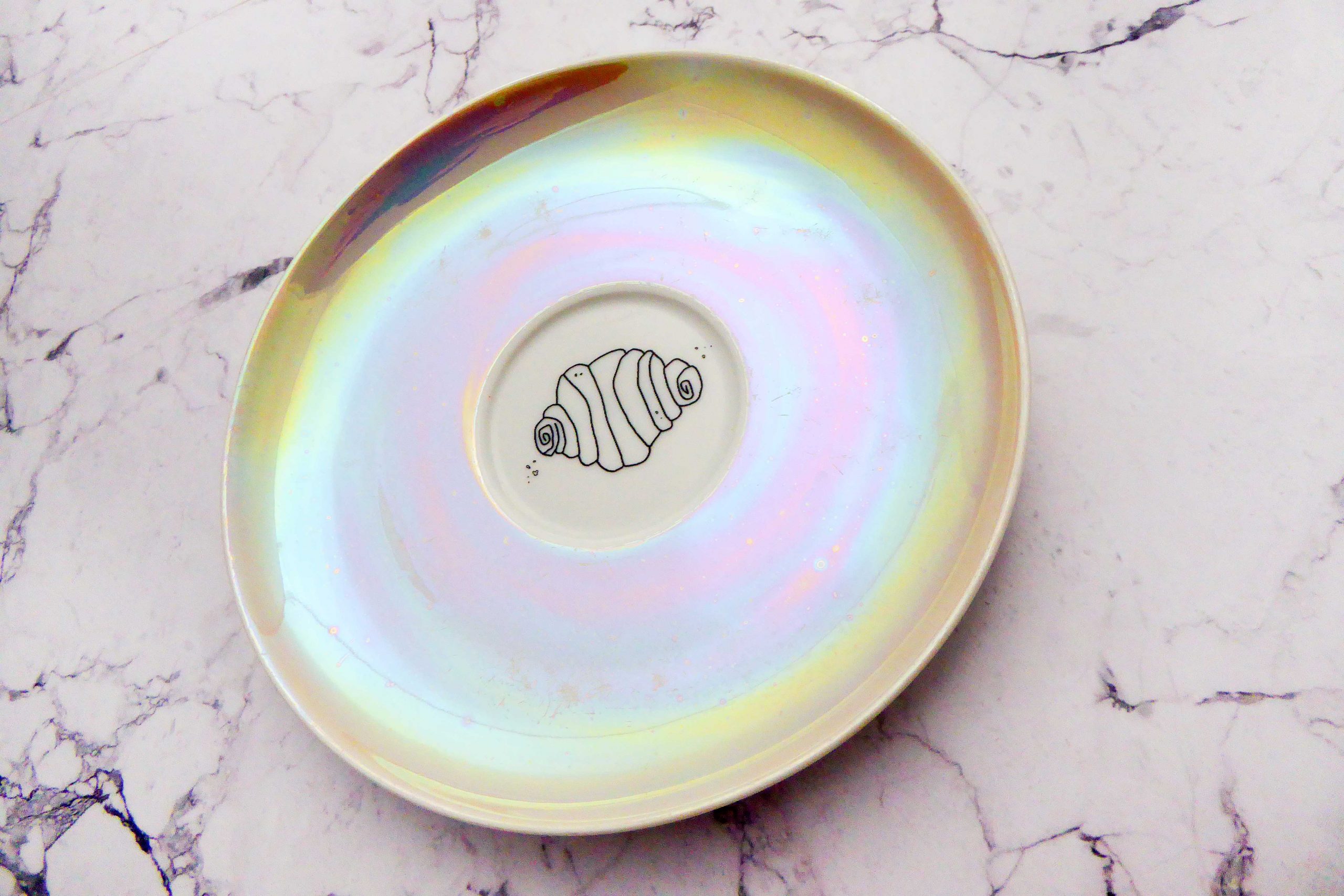 Wandteller Herr Fuchs Franzbrötchen irisierend mini Regenbogen 14cm vintage Hamburg – Bild 3