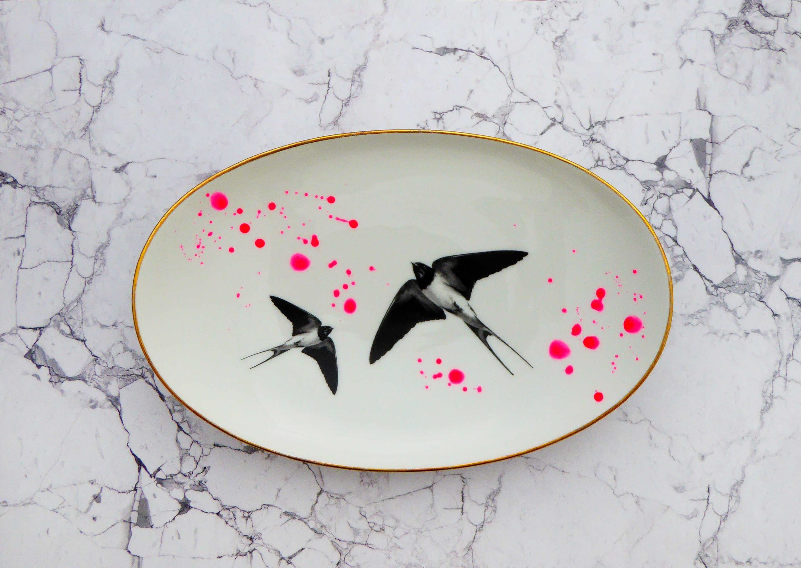 Wandteller Platte Herr Fuchs Schwalbe gold Wohnen 24cm neonpink Kleckse vintage