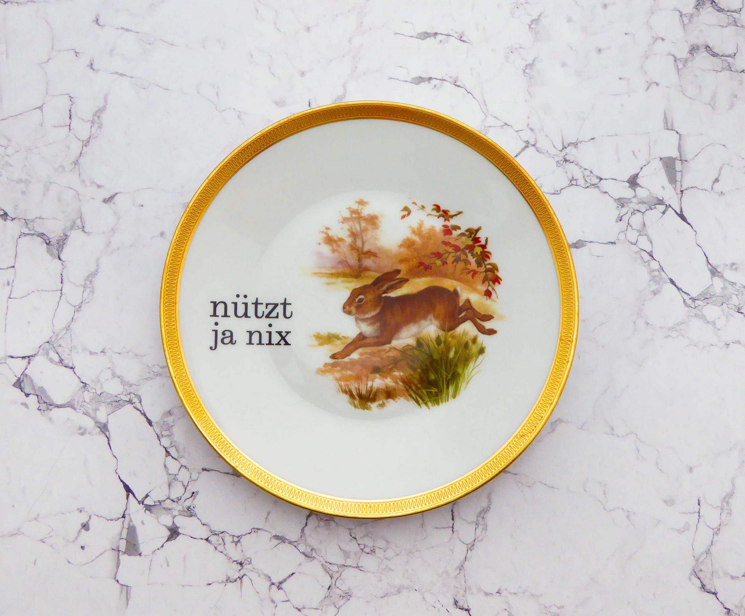 Wandteller Typo nützt ja nix Goldrand Herr Fuchs Hase 19cm vintage Tier Wohnen – Bild 2