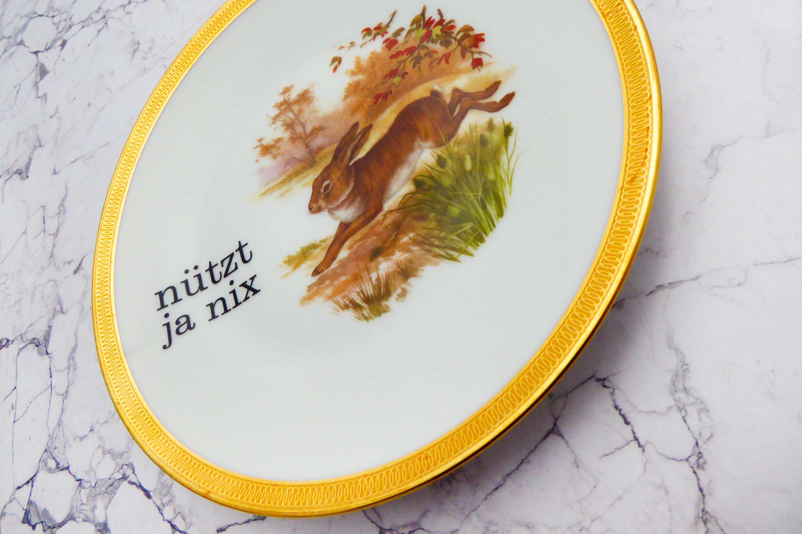 Wandteller Typo nützt ja nix Goldrand Herr Fuchs Hase 19cm vintage Tier Wohnen – Bild 3