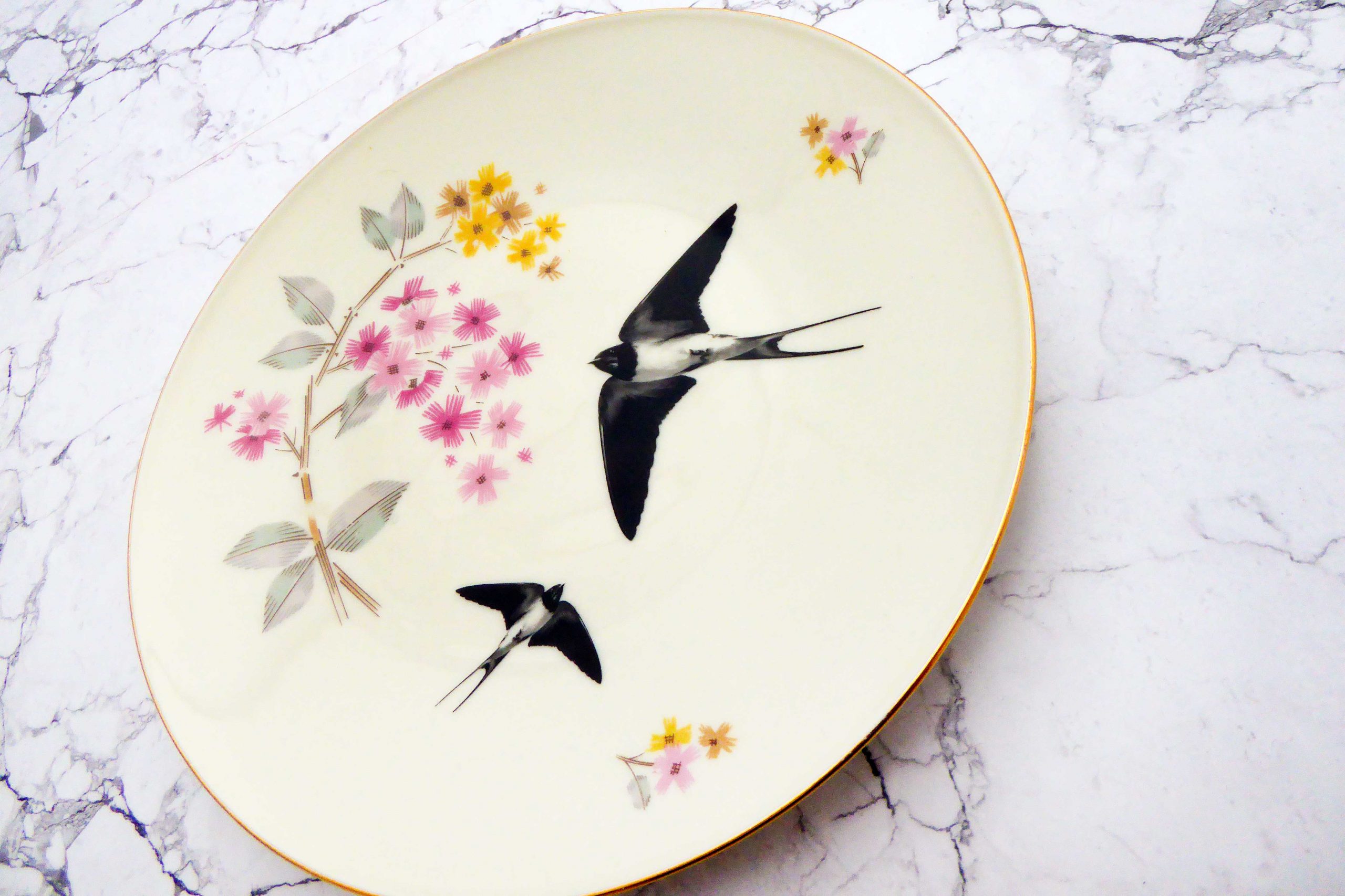 Wandteller Herr Fuchs Teller Vogel Schwalbe gold Blumen 19cm rosa vintage – Bild 3