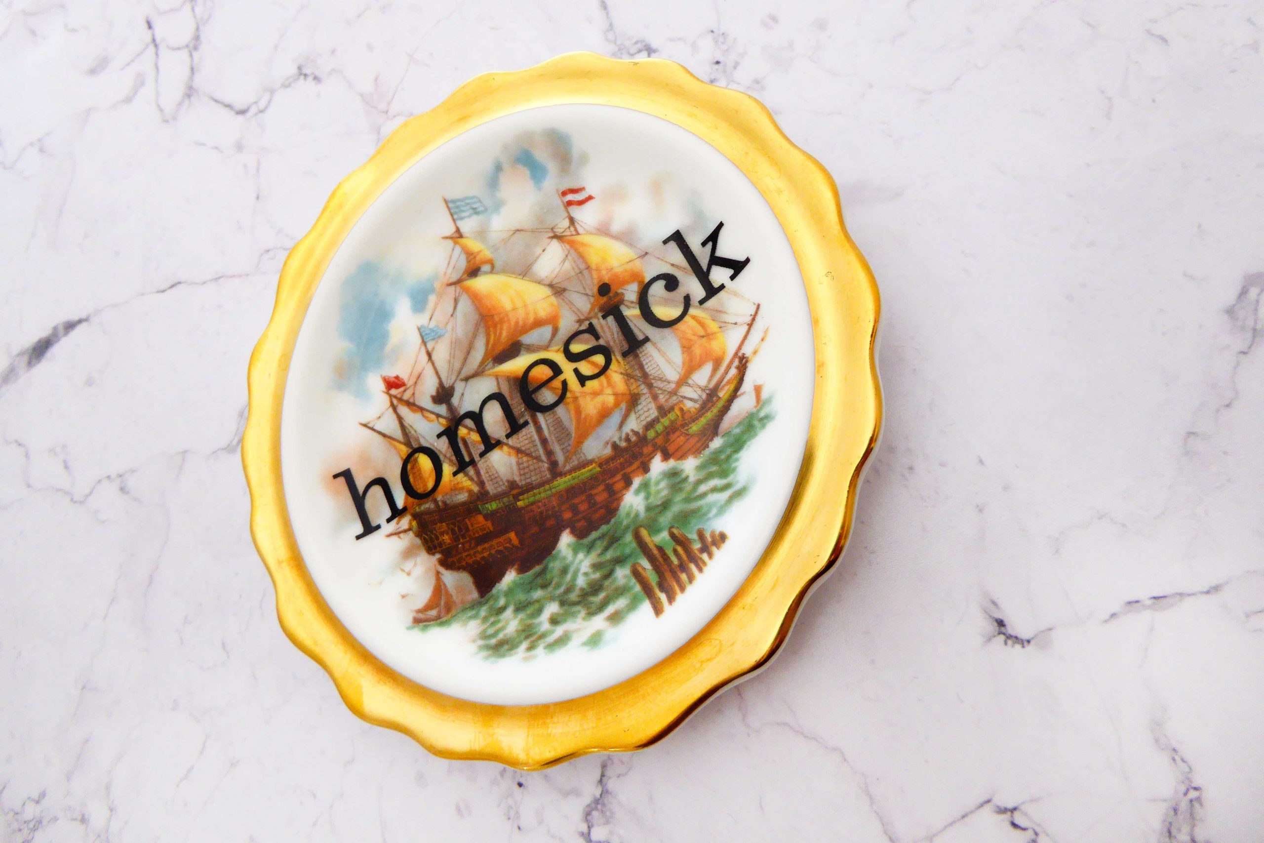 Wandteller homesick vintage Herr Fuchs Wanddeko klein mini Schiff Meer 10cm gold – Bild 2