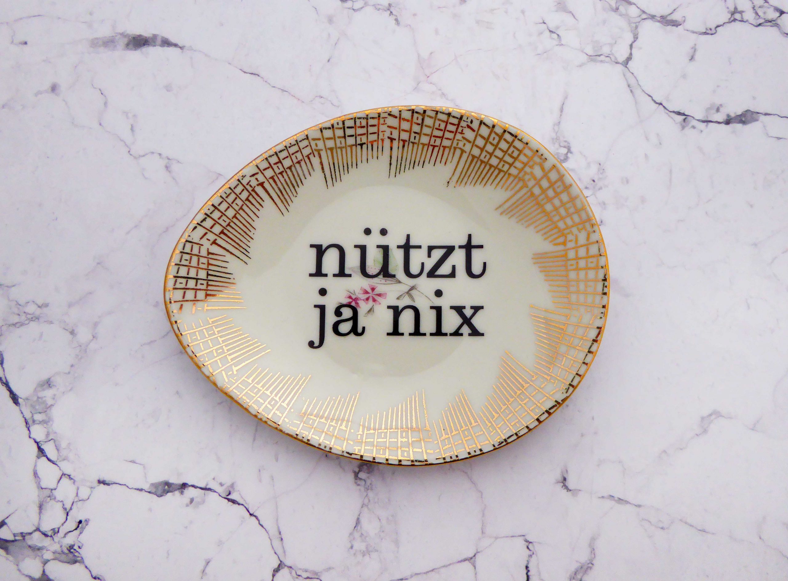 Wandteller Typo nützt ja nix Herr Fuchs mini 11cm Gold Blumen Muster oval vintage