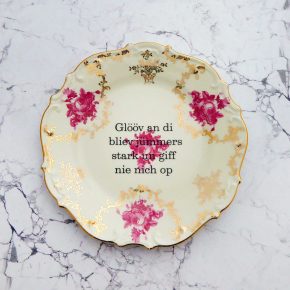 Wandteller Typo Glööv an di vintage Herr Fuchs Teller Rosa Gold plattdeutsch Blume 19cm Bögen