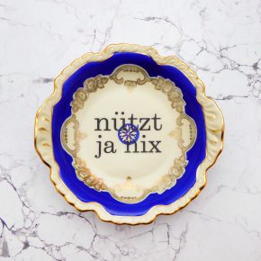 Wandteller Herr Fuchs Typo Nützt ja nix Wohnen Blau Gold Muster 17cm vintage