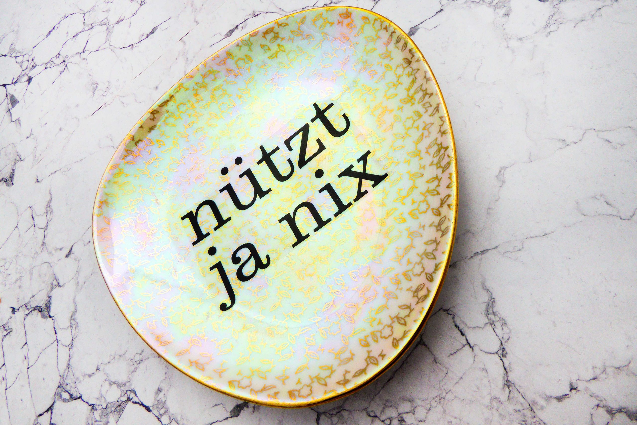 Wandteller Herr Fuchs Typo Nützt ja nix Wohnen Regenbogen Gold 18cm irisierend eckig – Bild 2