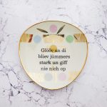 Wandteller Typo Glööv an di vintage Herr Fuchs Teller Bunt Gold plattdeutsch Grafik 19cm