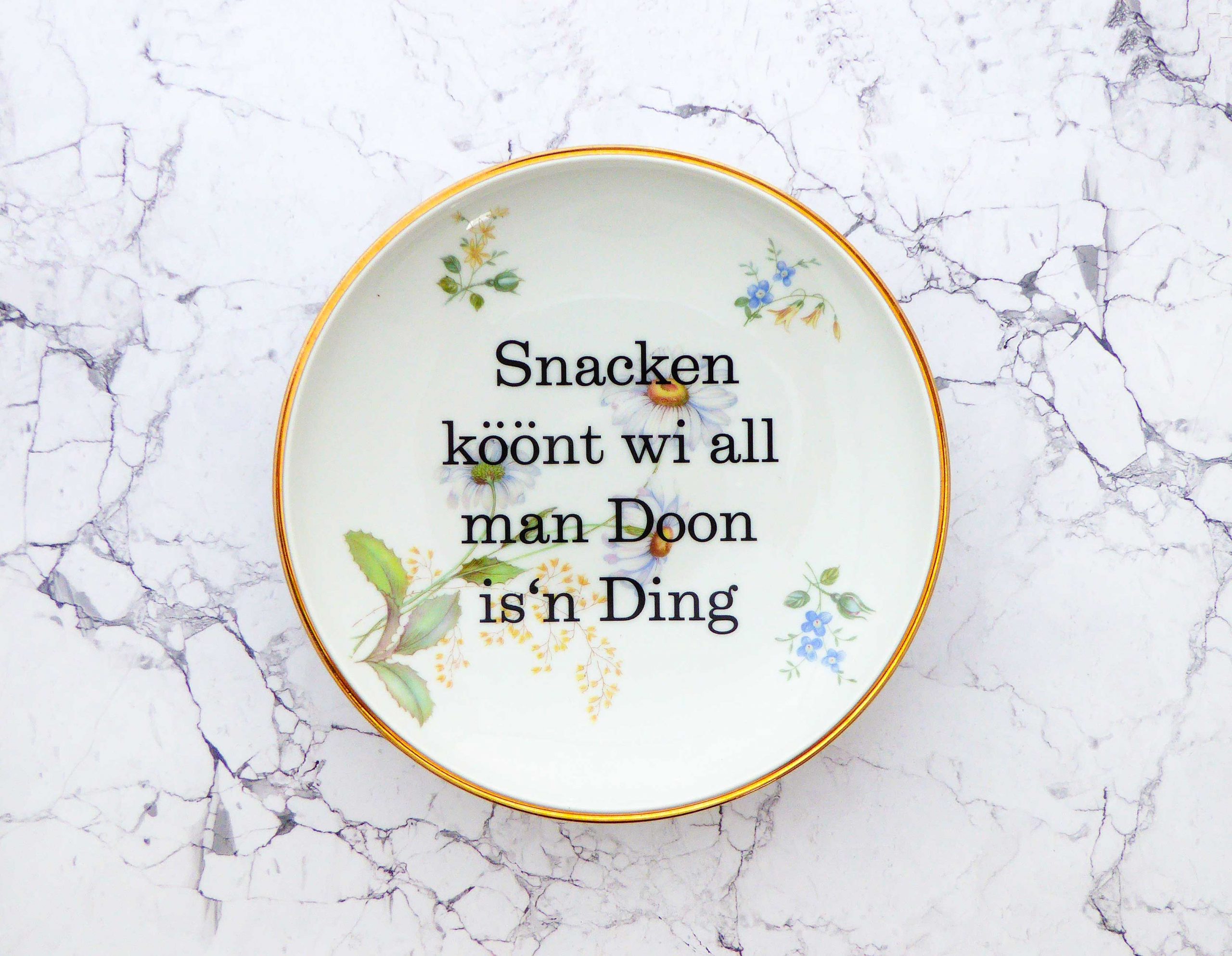 Wandteller Snacken köönt Typo Herr Fuchs 19cm gold plattdeutsch Blume vintage Margerite