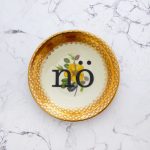 Wandteller nö Typo Herr Fuchs mini 10cm gold bunt Blume Schnack vintage gelb