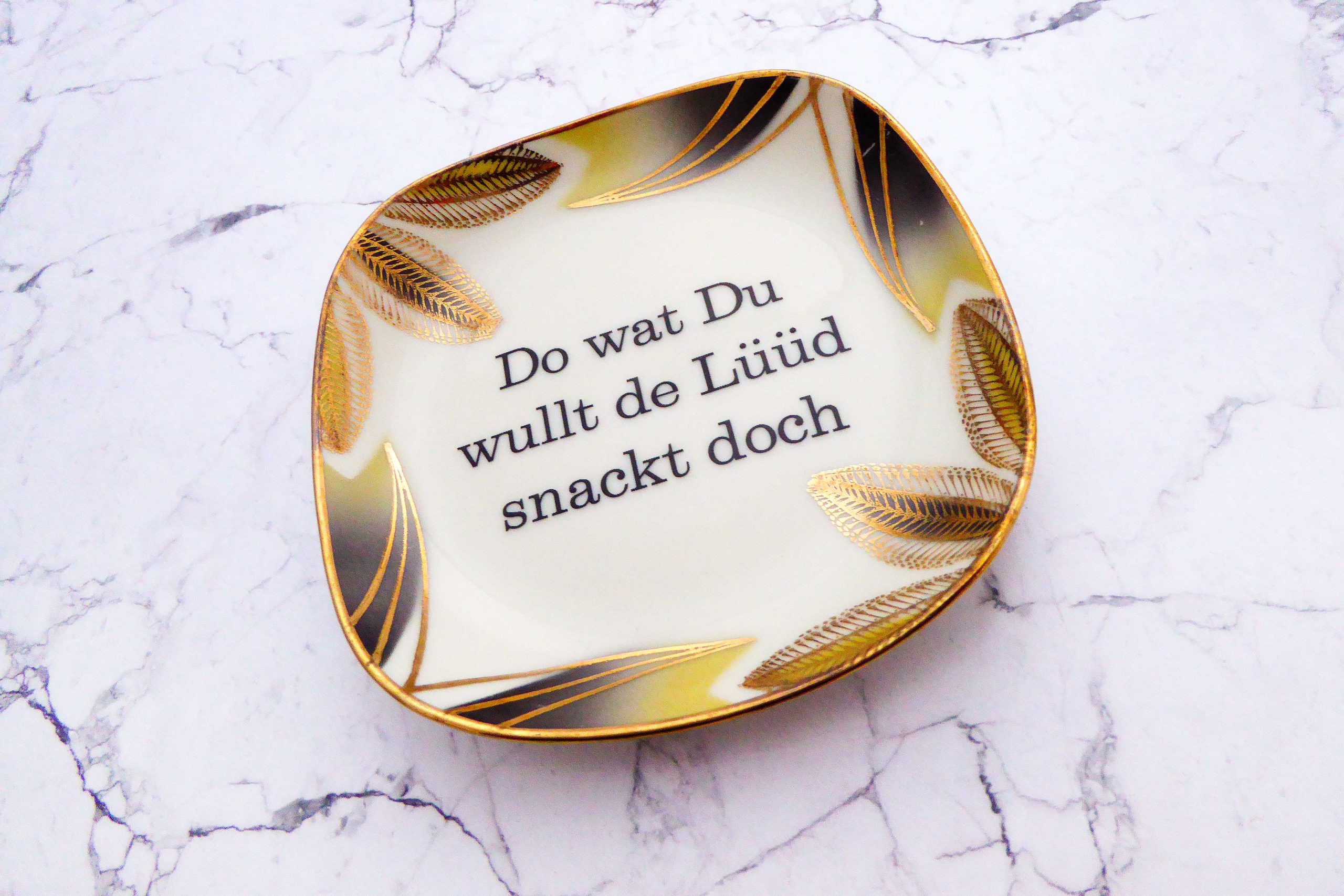 Wandteller Do wat du wullt Typo Herr Fuchs mini 12cm Muster gold/gelb/grün eckig vintage – Bild 2