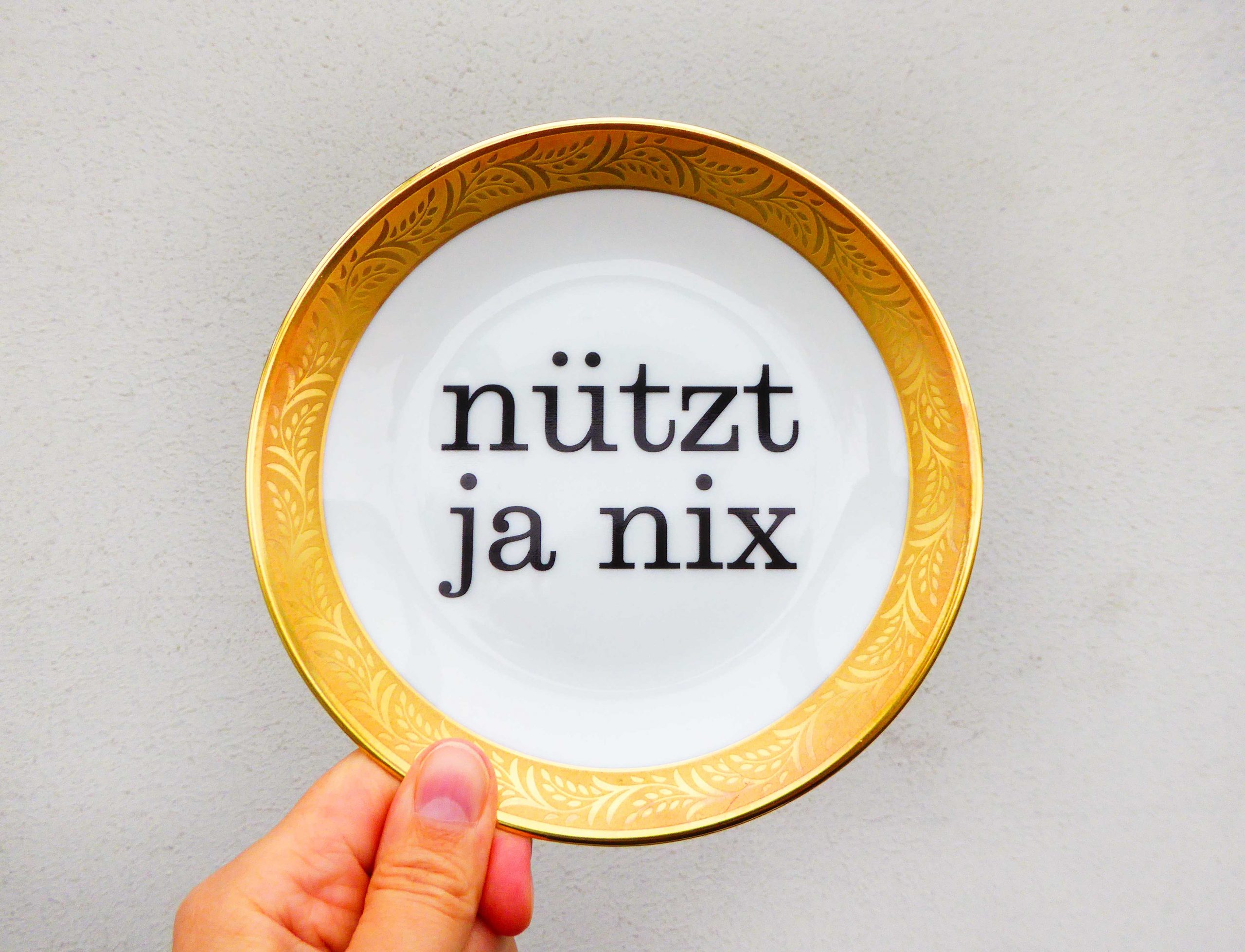 Wandteller Typo nützt ja nix Herr Fuchs mini 14cm Gold Muster vintage Wohnen – Bild 2