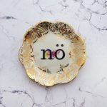 Wandteller nö Typo Herr Fuchs mini 10cm gold bunt Blume Schnack vintage