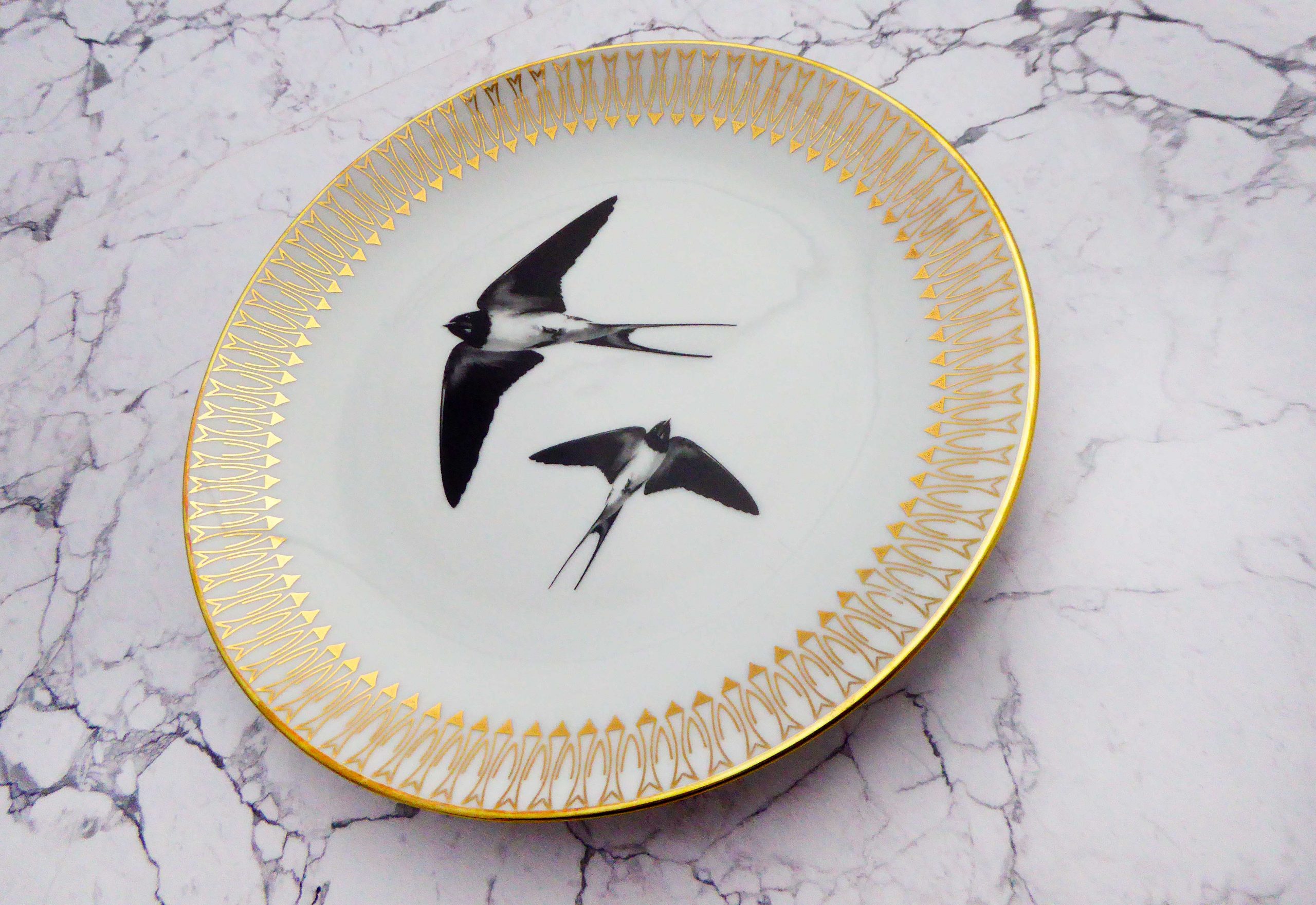 Wandteller Schwalbe Vogel Herr Fuchs 19cm gold Wohnen vintage – Bild 3