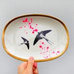 Wandteller Platte Herr Fuchs Schwalbe gold Wohnen 24/17cm neonpink Kleckse vintage