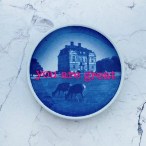 Wandteller Herr Fuchs you are great Typo blau mini 8cm neon Haus mit Reh vintage