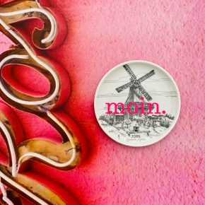 Wandteller Typo moin. vintage Herr Fuchs mini neonpink 10cm schwarz/weiß Hamburg Mühle