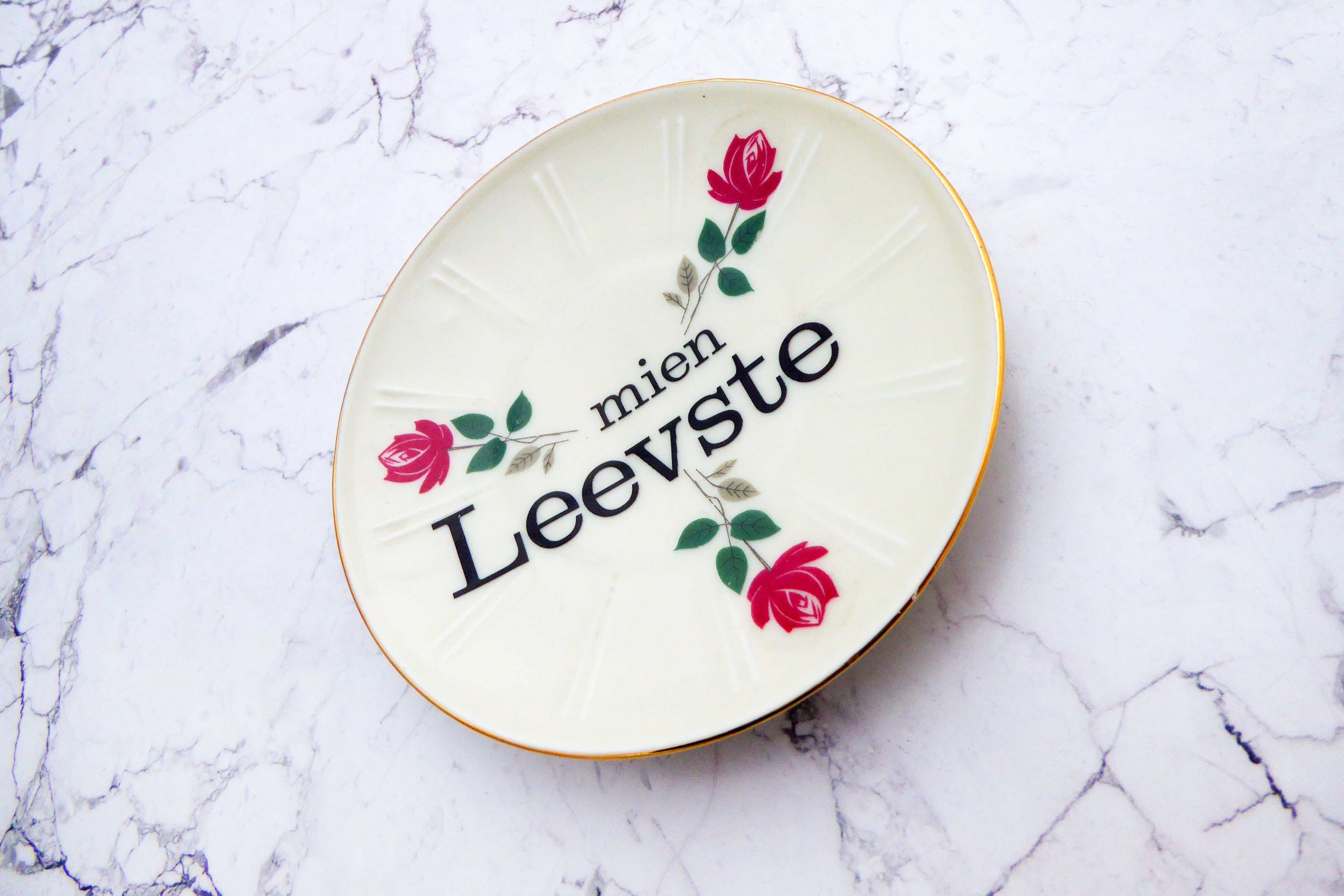 Wandteller Herr Fuchs mien Leevste Typo Blumen mini 10cm rot Gold vintage – Bild 2