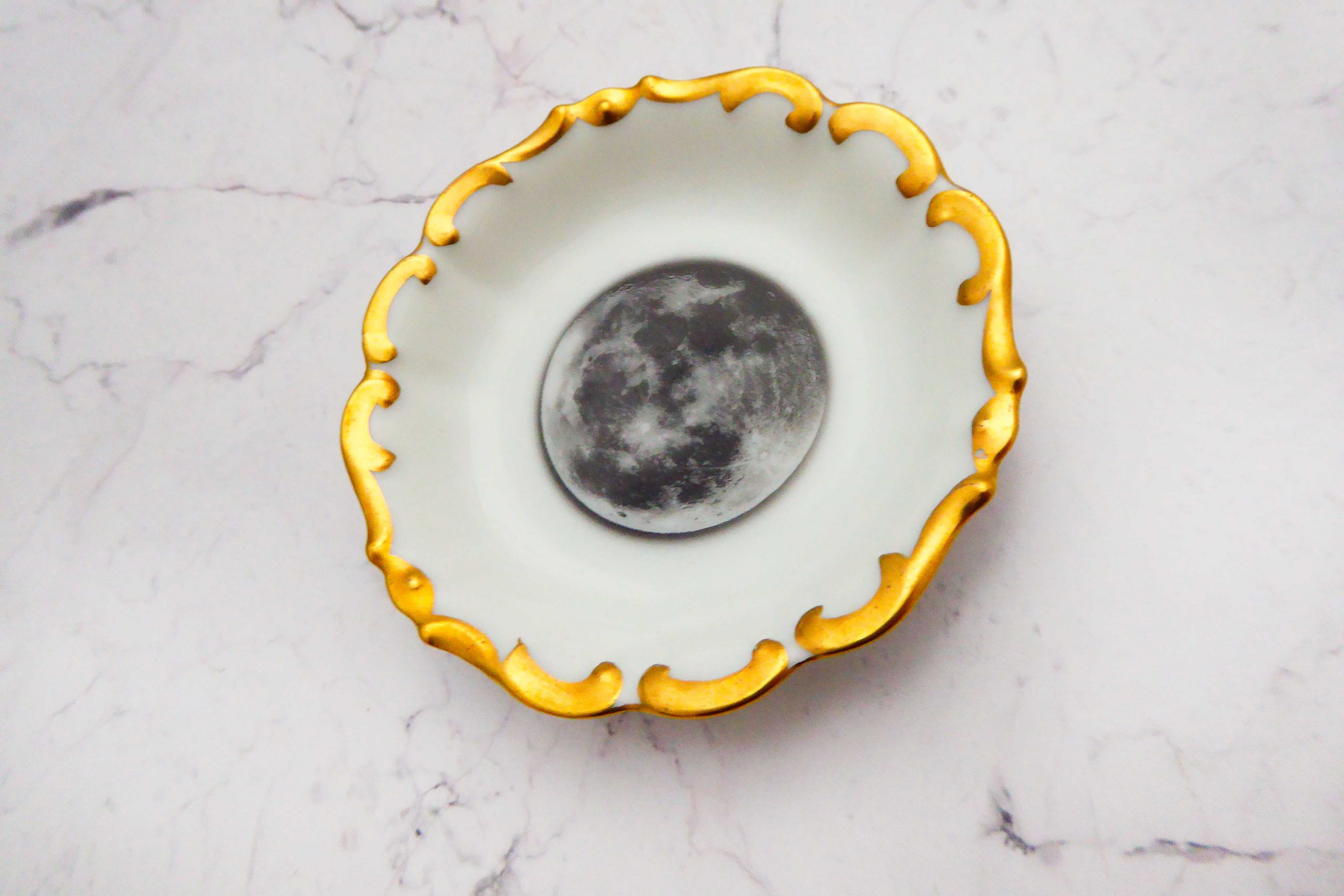 Wandteller Herr Fuchs Mond mini 8cm vintage Bögen Goldrand Wohnen Galaxie – Bild 2