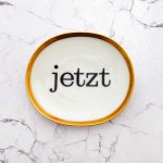 Wandteller Typo jetzt Herr Fuchs mini 11cm Gold oval vintage wohnen