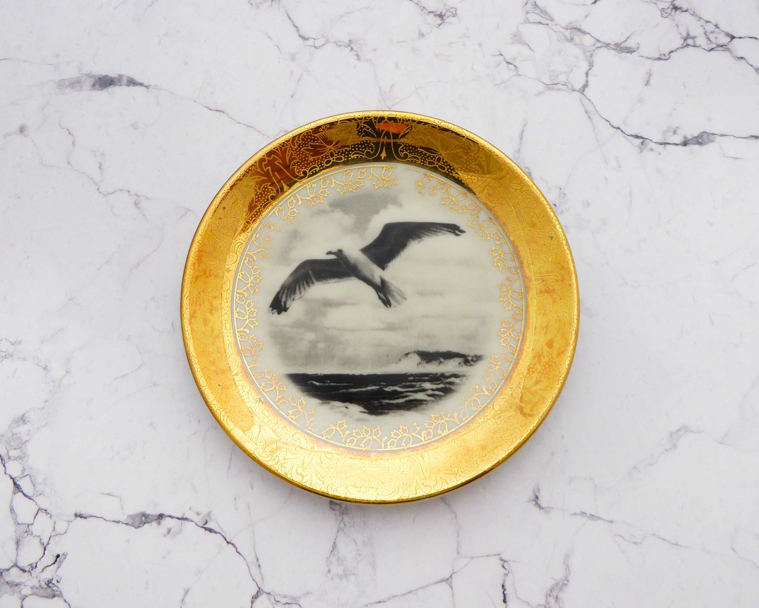 Wandteller Möwe Muster Goldrand vintage Herr Fuchs Teller 11cm Meer