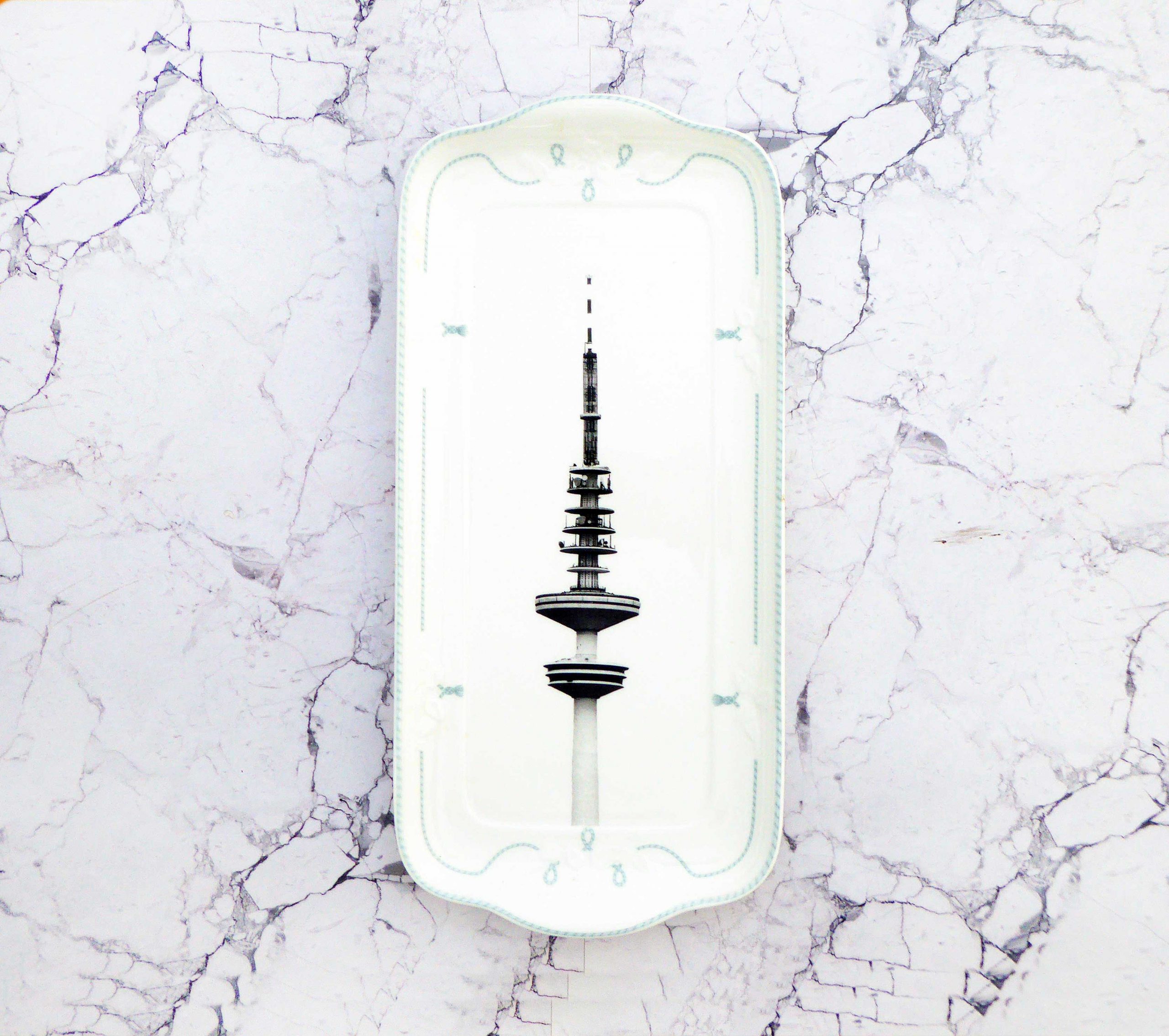 Wandteller Platte Herr Fuchs Hamburger Fernsehturm blau/hellblau Wohnen 32cm Knoten