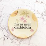 Wandteller daddeldu Typo Herr Fuchs 19cm  plattdeutsch vintage Blume Gold