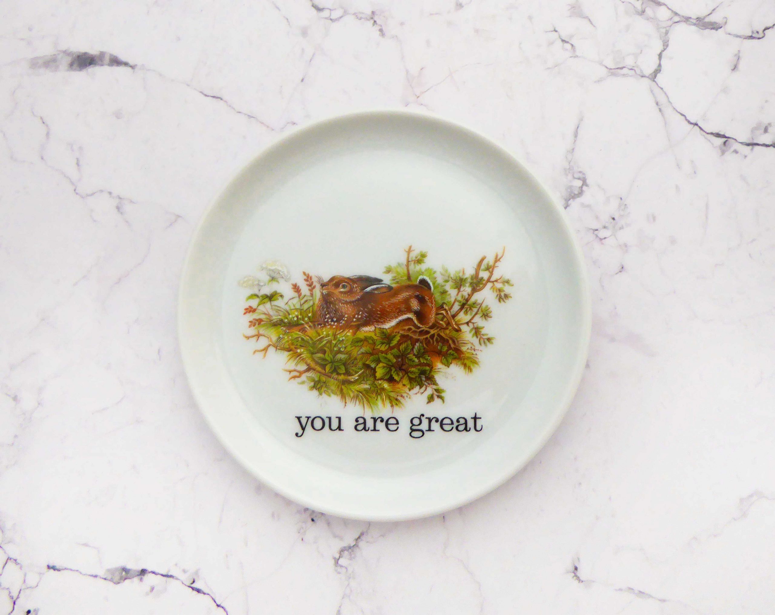 Wandteller Herr Fuchs you are great Typo Hase mini 10cm Tier vintage weiß Wohnen – Bild 2