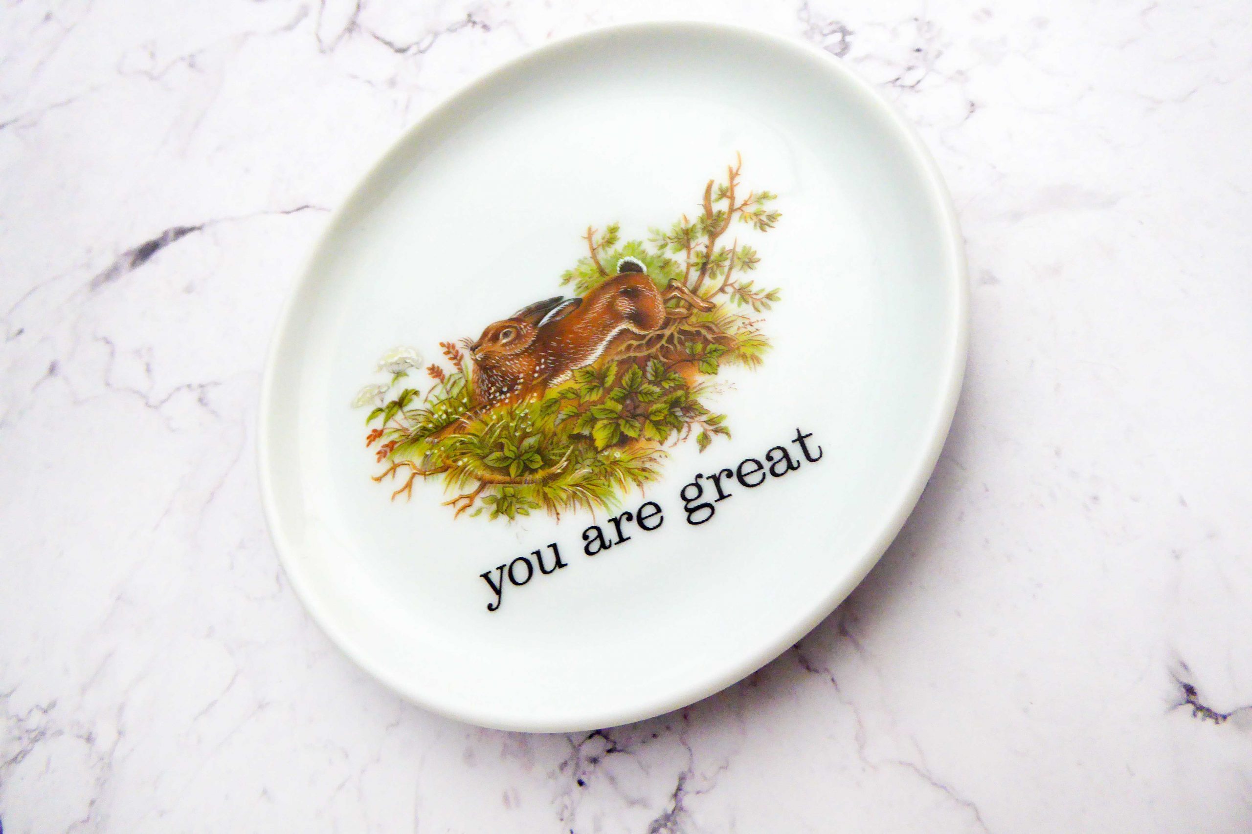 Wandteller Herr Fuchs you are great Typo Hase mini 10cm Tier vintage weiß Wohnen – Bild 3