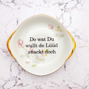 Wandteller Typo Do wat du wullt vintage Herr Fuchs Teller Gold rosa 23cm Blume plattdeutsch