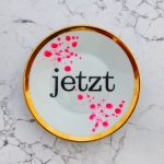 Wandteller jetzt Typo Herr Fuchs mini 14cm neon Punkte Kleckse pink gold vintage