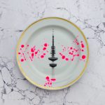 Wandteller Herr Fuchs Hamburger Fernsehturm Gold Punkte 19cm neonpink Kleckse