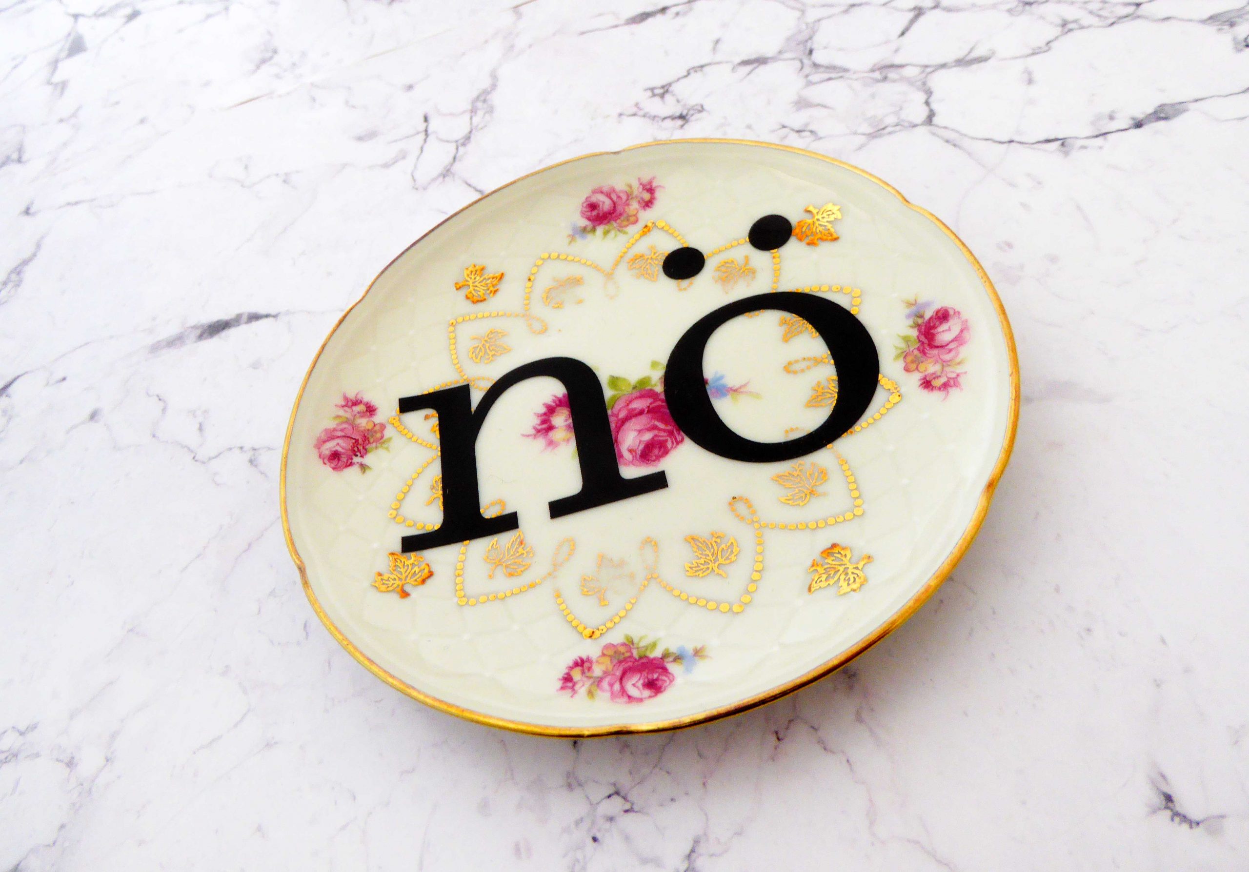 Wandteller nö Typo Herr Fuchs mini 10cm gold bunt Blume Schnack vintage nein – Bild 3