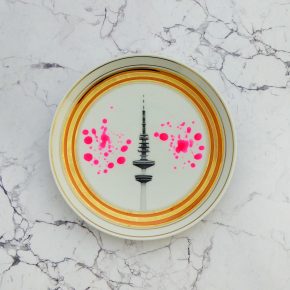 Wandteller Herr Fuchs Hamburger Fernsehturm Gold Punkte 15cm neonpink Kleckse