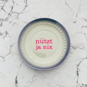 Wandteller Typo nützt ja nix vintage Herr Fuchs mini lila neonpink 10cm Knubbel