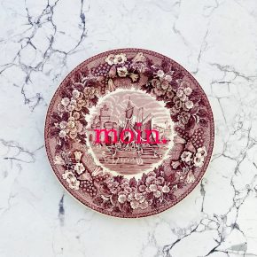 Wandteller Herr Fuchs moin. Typo burgund 14cm neon Wedgwood Hafen rot vintage