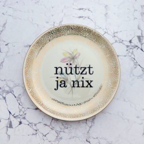 Wandteller Herr Fuchs Typo Nützt ja nix Wohnen 19cm Blumen Pastell Gold Muster