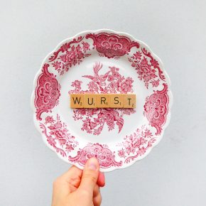 Wandteller  Wurst Vintage Typo Herr Fuchs 19cm Wohnen Wedgwood Scrabble  vintage rot
