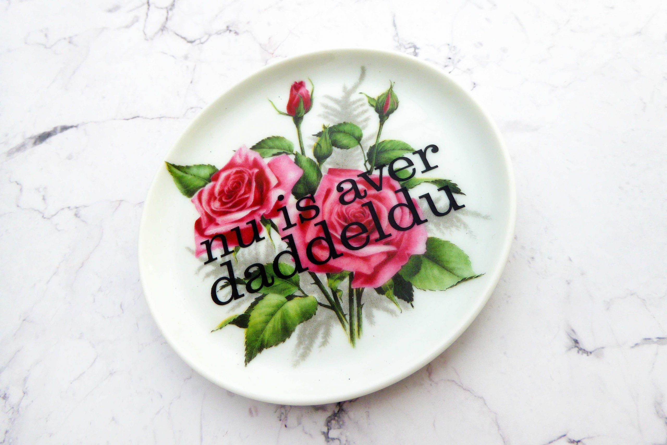 Wandteller daddeldu Typo Herr Fuchs mini 11cm plattdeutsch vintage Blume – Bild 2