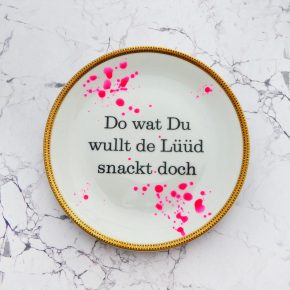 Wandteller Do wat Typo Herr Fuchs neon Punkte Kleckse pink gold vintage plattdeutsch 19cm
