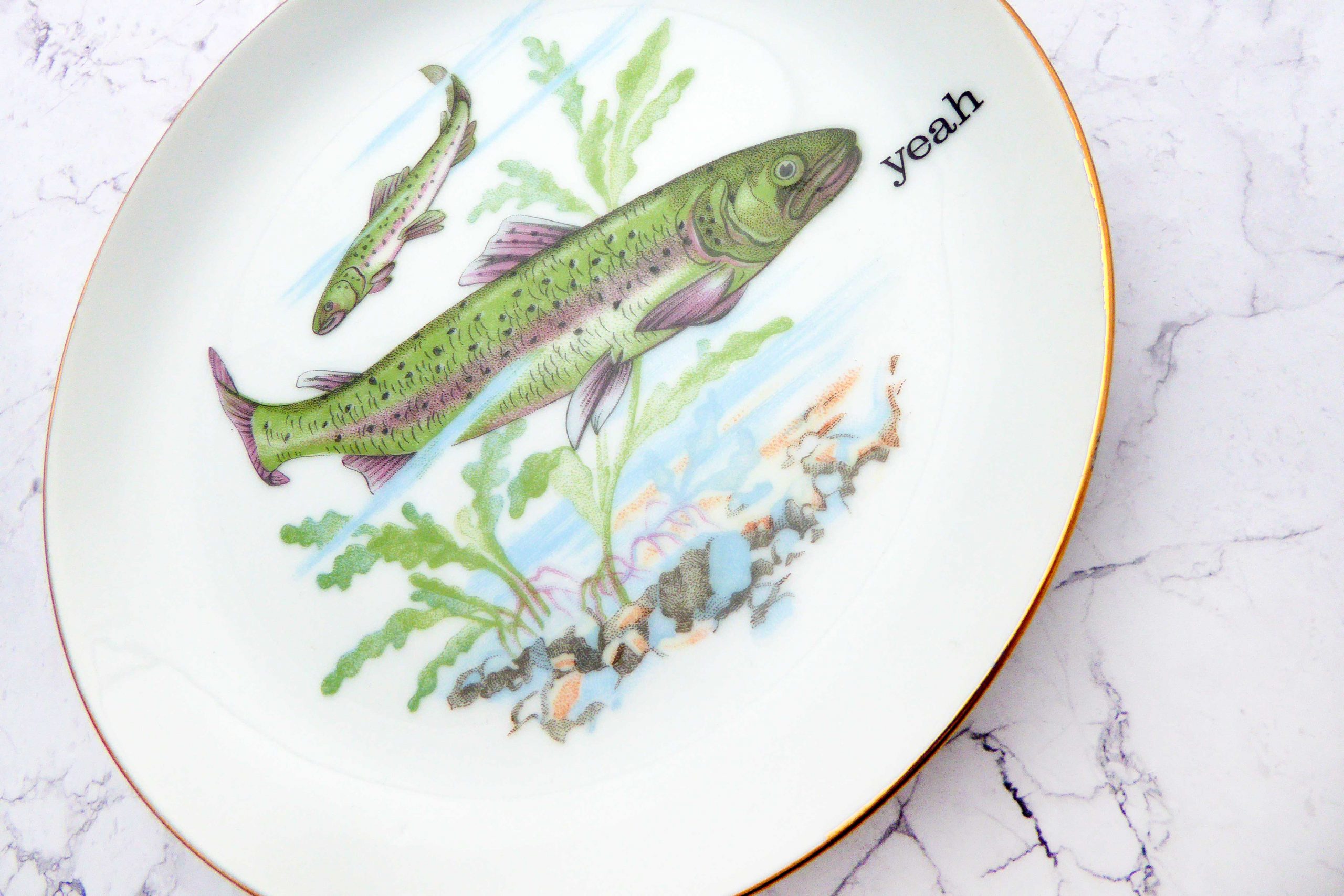 Wandteller Herr Fuchs Typo yeah 18cm Fisch gold Wohnen Meer vintage Grün – Bild 2